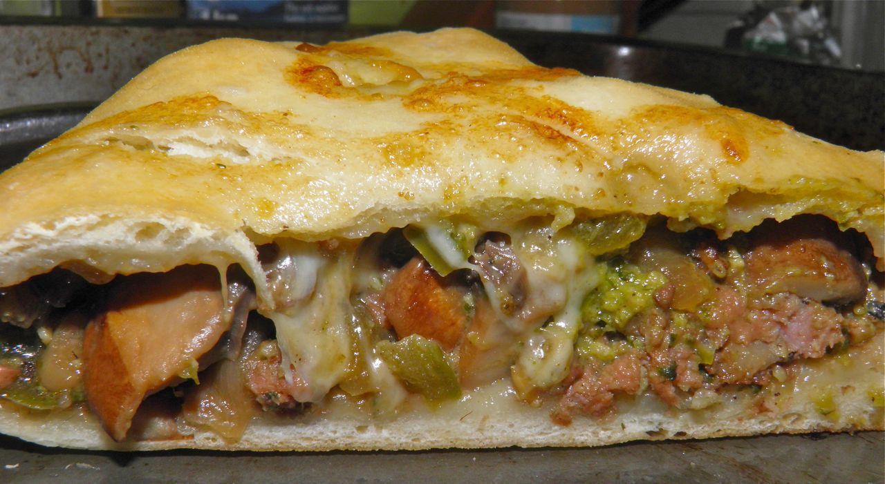 Docaitta Lifestyle: Recipe: Calzones with Basil/Green Pepper Pesto Docaitta Lifestyle: Recipe: Calzones with Basil/Green Pepper Pesto