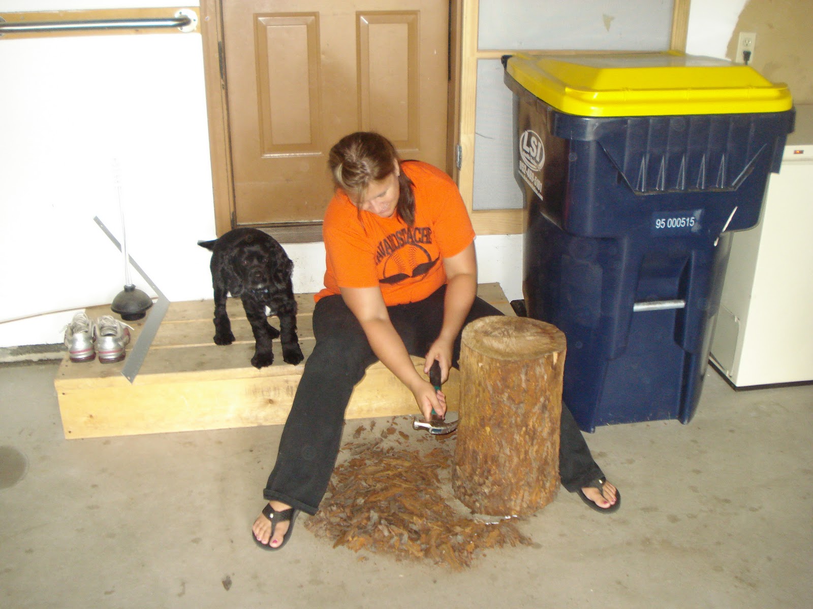DandB Tree Stump Table
