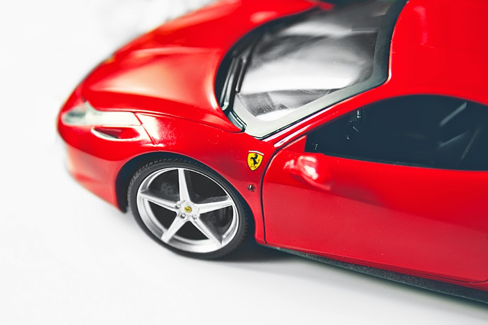 1/18 Hot Wheels Ferrari 458 Italia