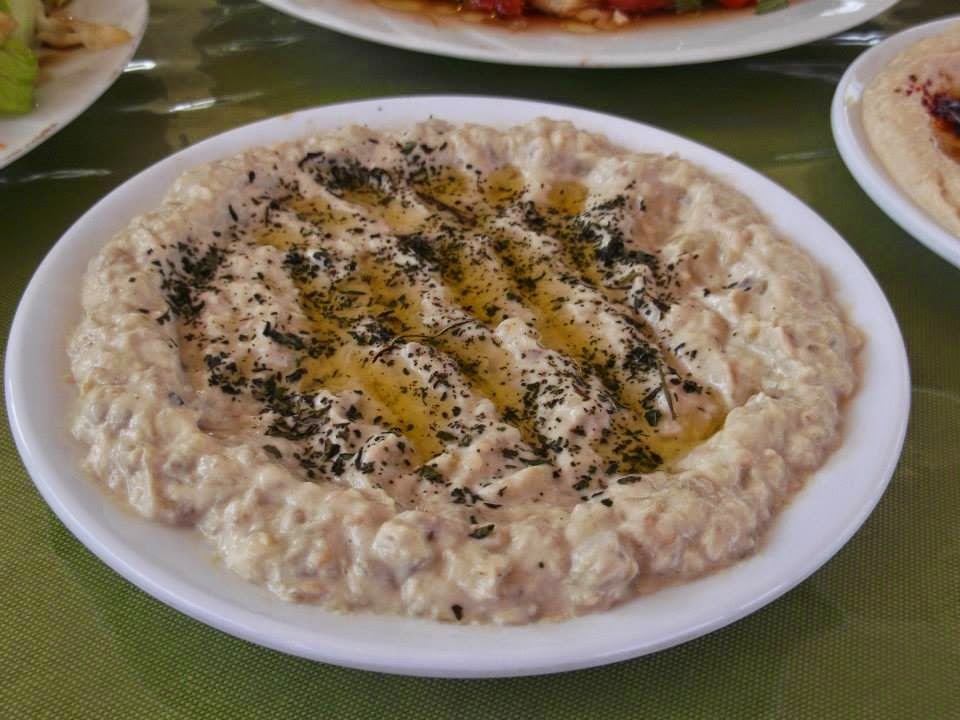 İnciden Tatlar Mutebbel (Mütebbel, Tahinli Patlıcan Ezmesi)