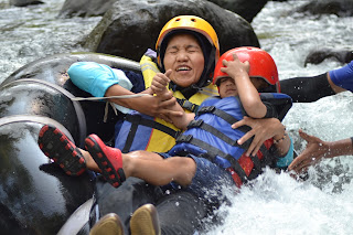 Mengasah Keberanian Si Kecil di Fun Tubing Watu Kapu