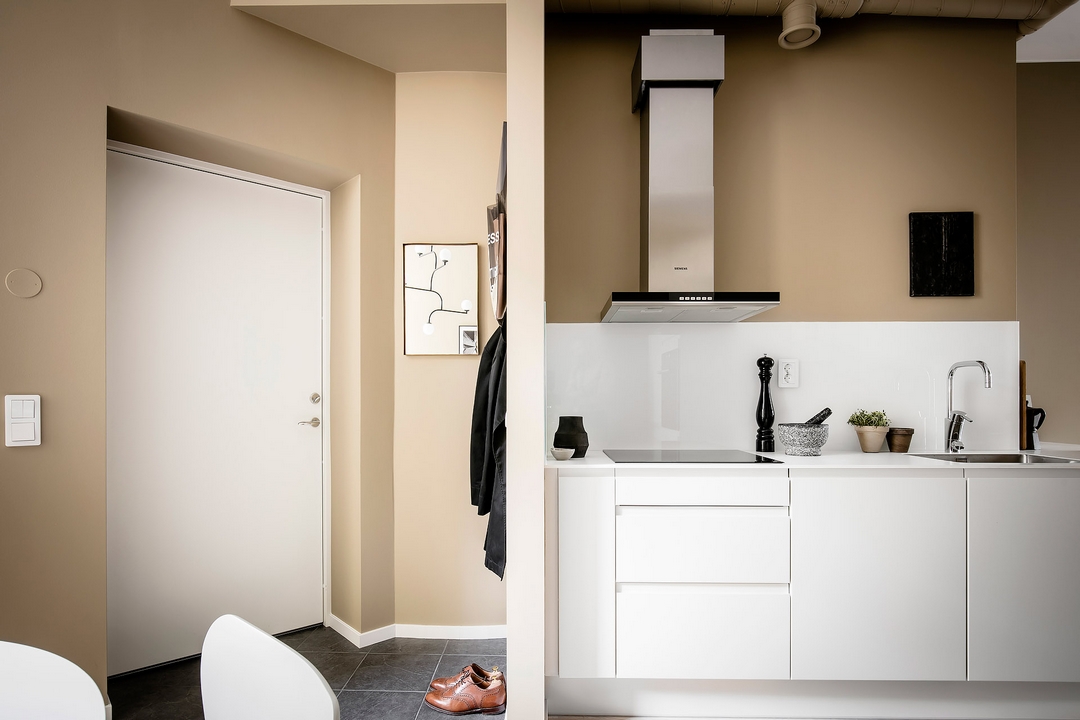 ÉLÉGANT BLANC ET BEIGE