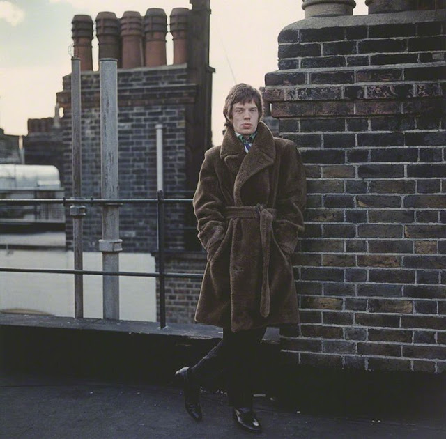 7 Super Song Facts about “Paint It, Black” by The Rolling Stones