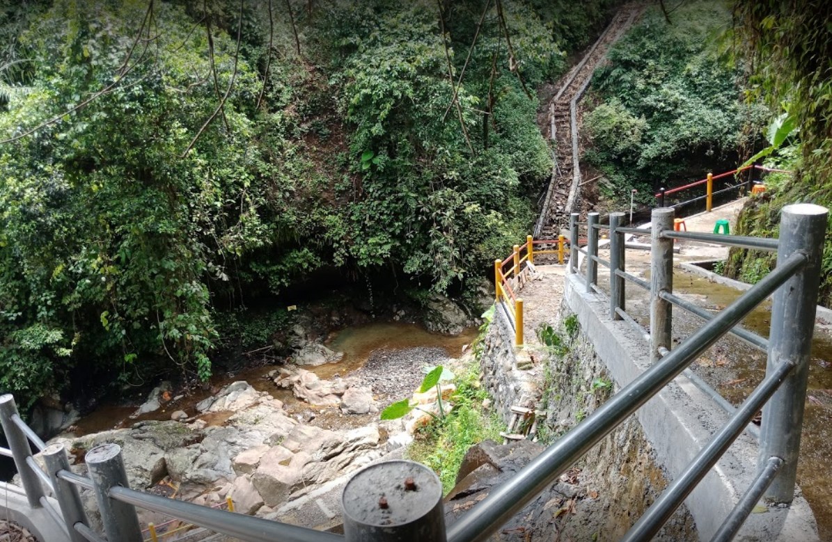 Tempat Wisata Batu Mapar Galunggung di Tasikmalaya