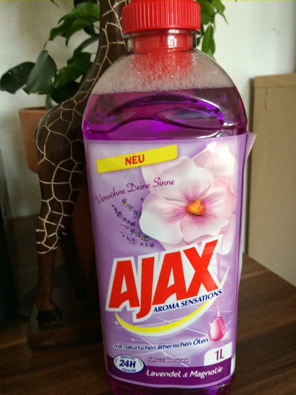 Ajax Reinigungsmittel