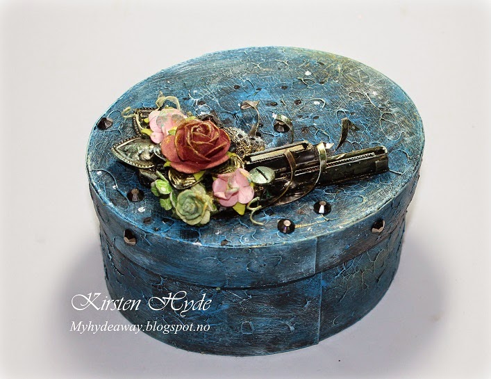 My Craft and Garden Tales Mixed Media kurs hos Hobbykunst