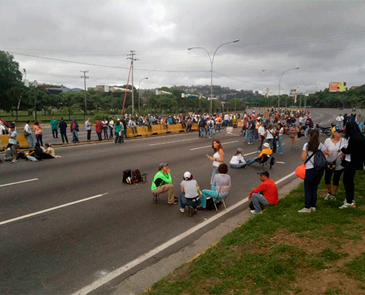 #15May Venezolanos amanecieron en las calles para el Gran Plantón Nacional (+Fotos)