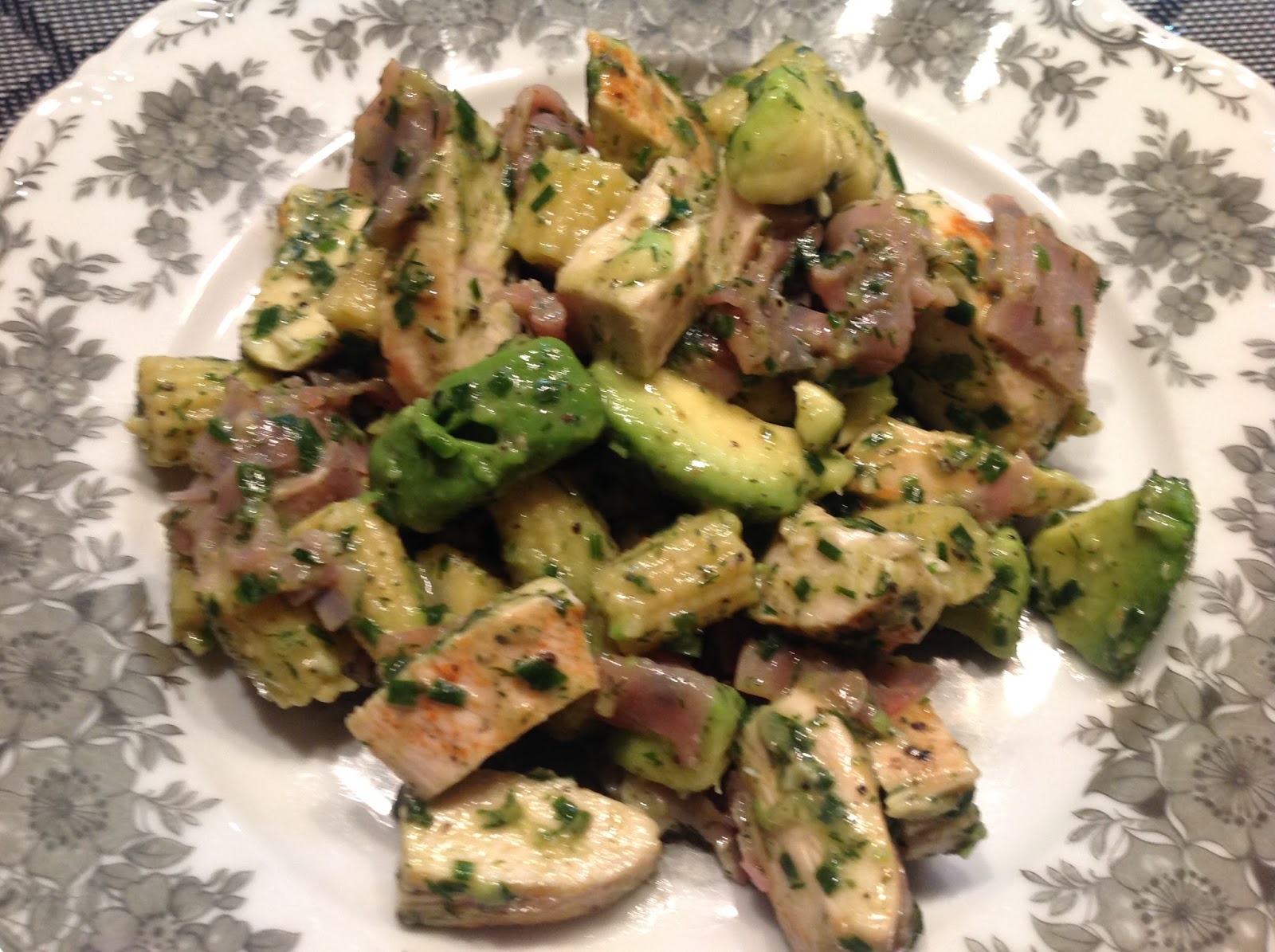 Marlis + Peters Küchenwelt: Avocado-Salat mit Hähnchenstreifen
