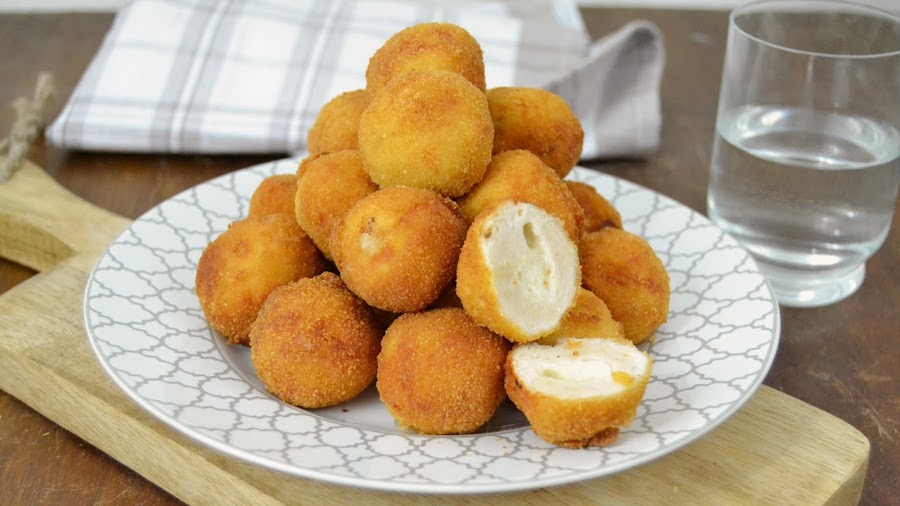 Bolitas de pollo con queso