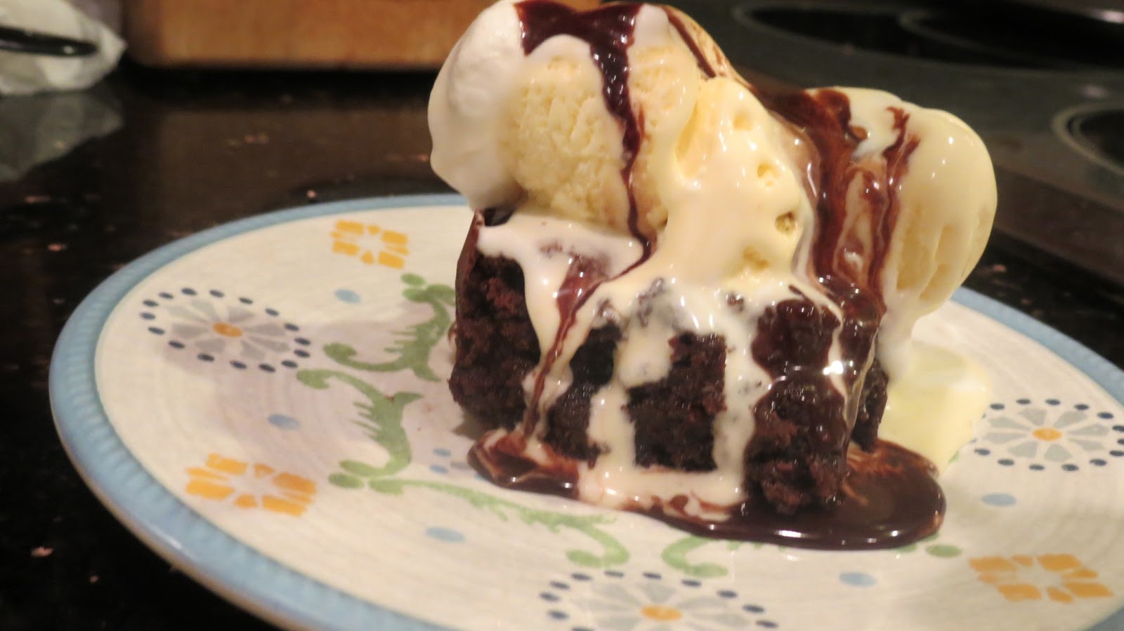 Yum Yums in my Tum Ooey Gooey Brownie Sundaes