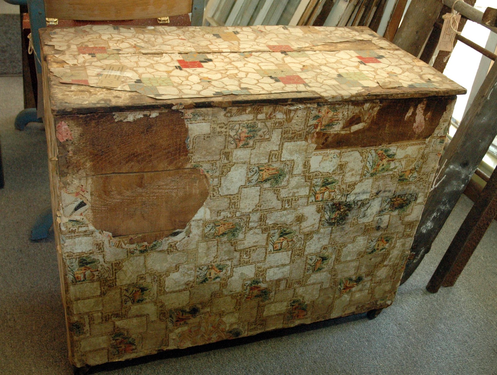 Country Lane Crafts & Antiques Blanket box