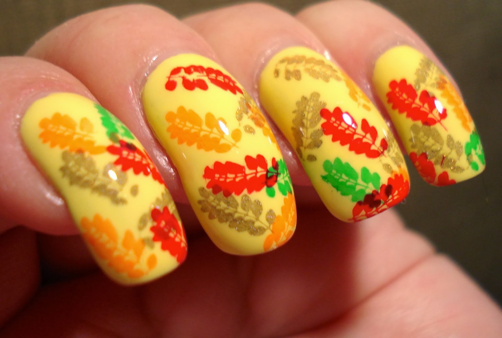 9. 2024 Fall Nail Art Trends: Leaf Stamping - wide 8