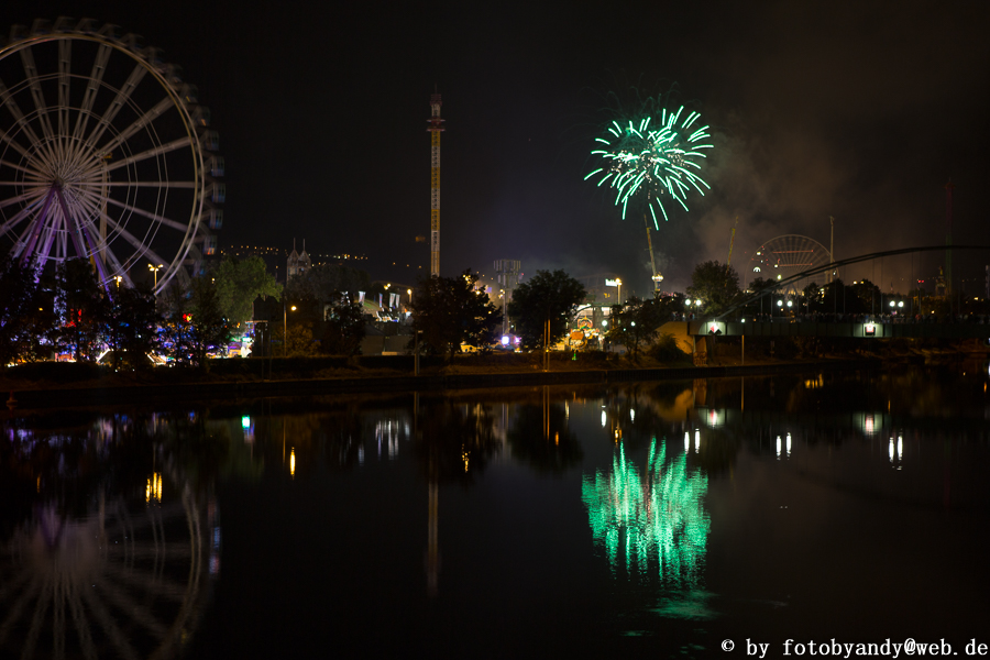 Travel Hamburg Dom Landungsbrucken Fotostrecke Julias