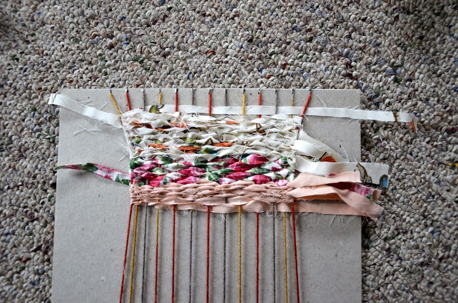 Hello There Handmade DIY Blog Learn To Make A Loom Out Of Cardboard