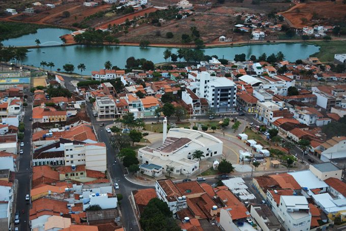 Caculé: Gastos com os festejos do centenário da cidade podem ultrapassar os R$2 milhões Caculé: Gastos com os festejos do centenário da cidade podem ultrapassar os R$2 milhões
