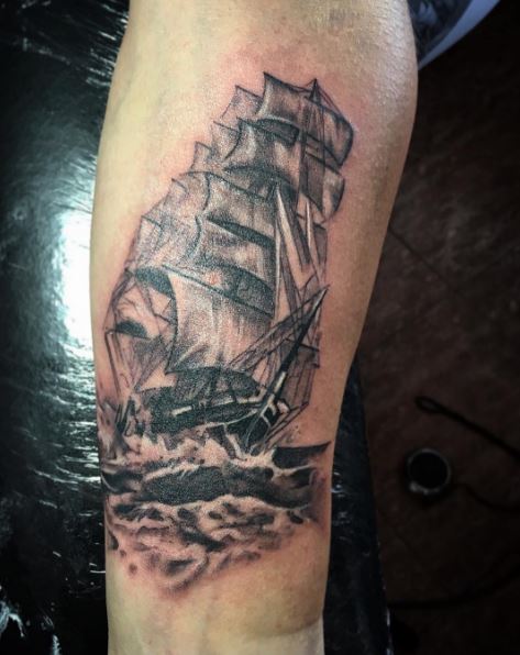 50+ Traditional Ship Tattoos Designs (2019) Pirate, Sailing, Sunken ...