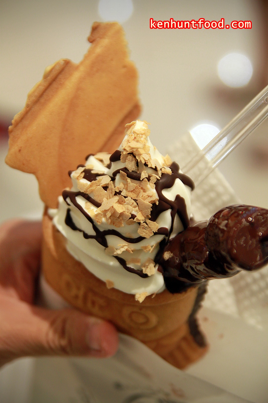 Ken Hunts Food Aboong Korean Taiyaki Ice Cream Queens Street