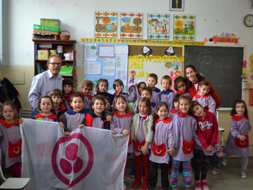 El Magazin de Merlo: La Bandera de la Paz viajo al corazón de la