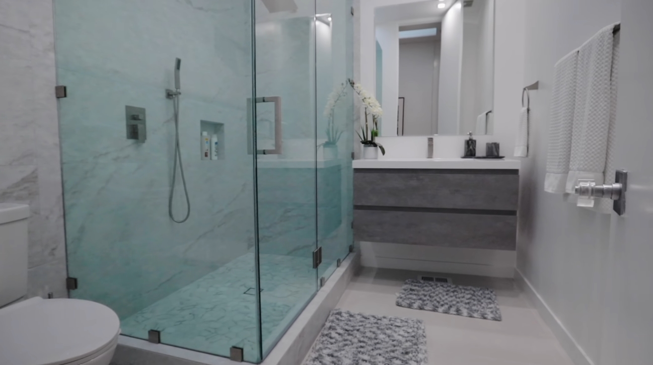 23 Photos vs. 400 Walker Dr, Beverly Hills Home Interior Design Tour