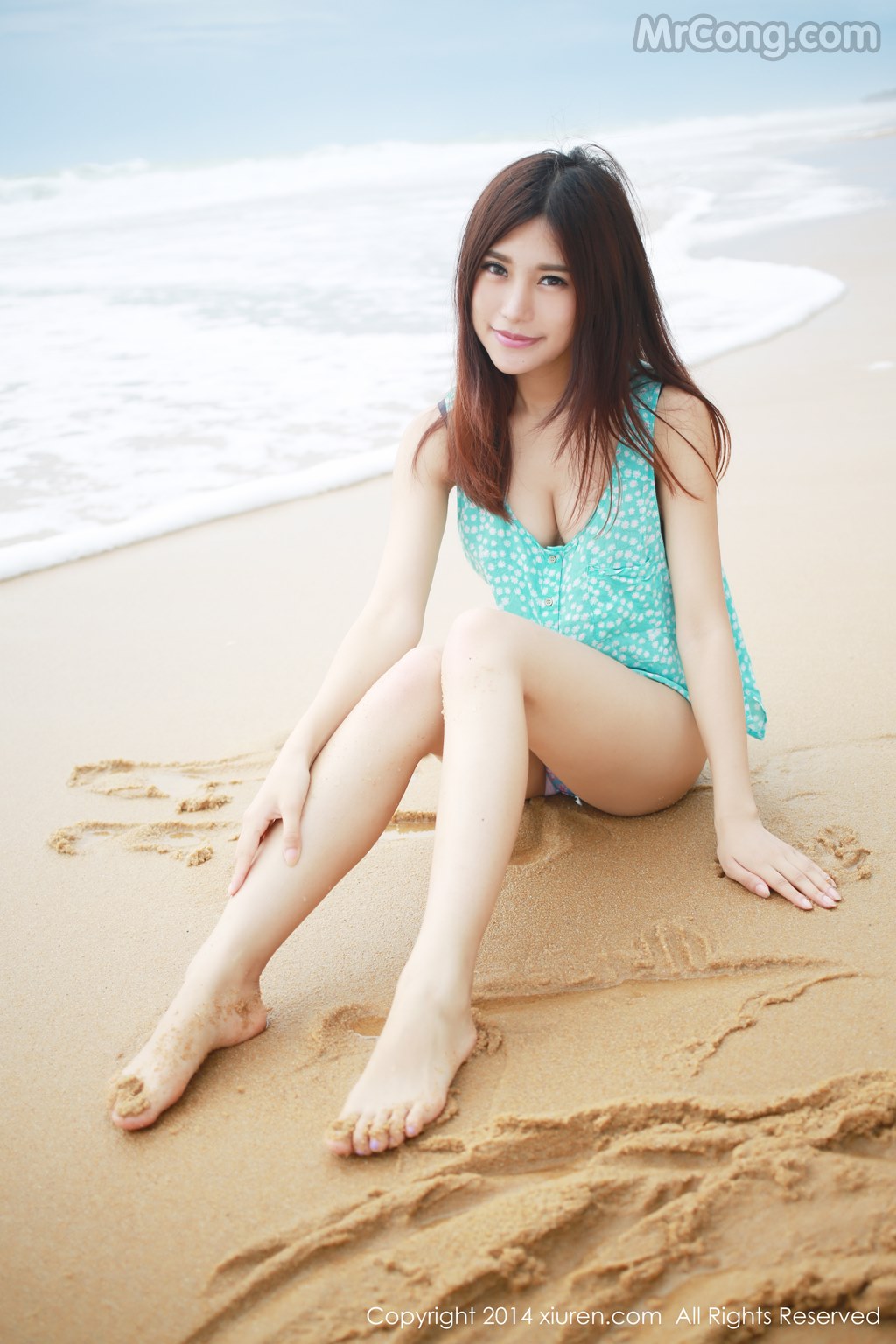 XIUREN No.200: Model Ula (绮 里 嘉) (70 photos) photo 1-10