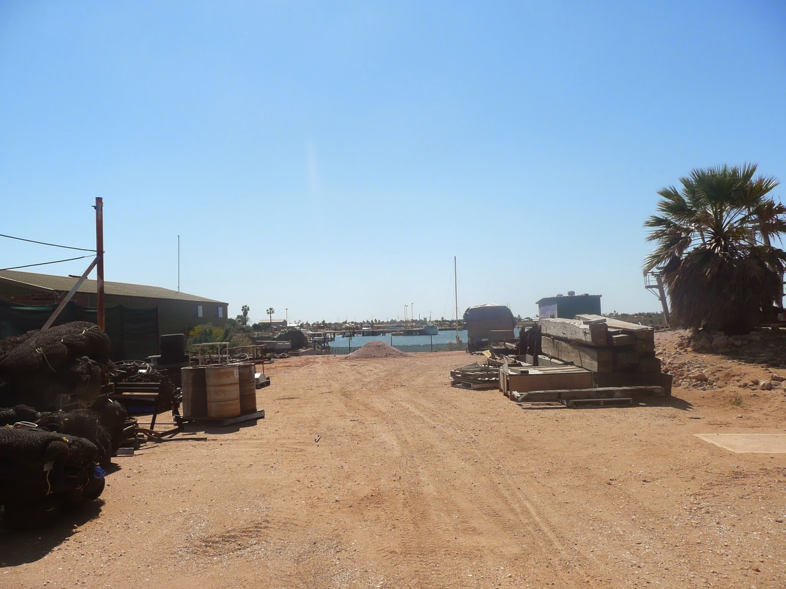 MobileMarshies CARNARVON THE BOAT HARBOUR (AUGUST 2014)