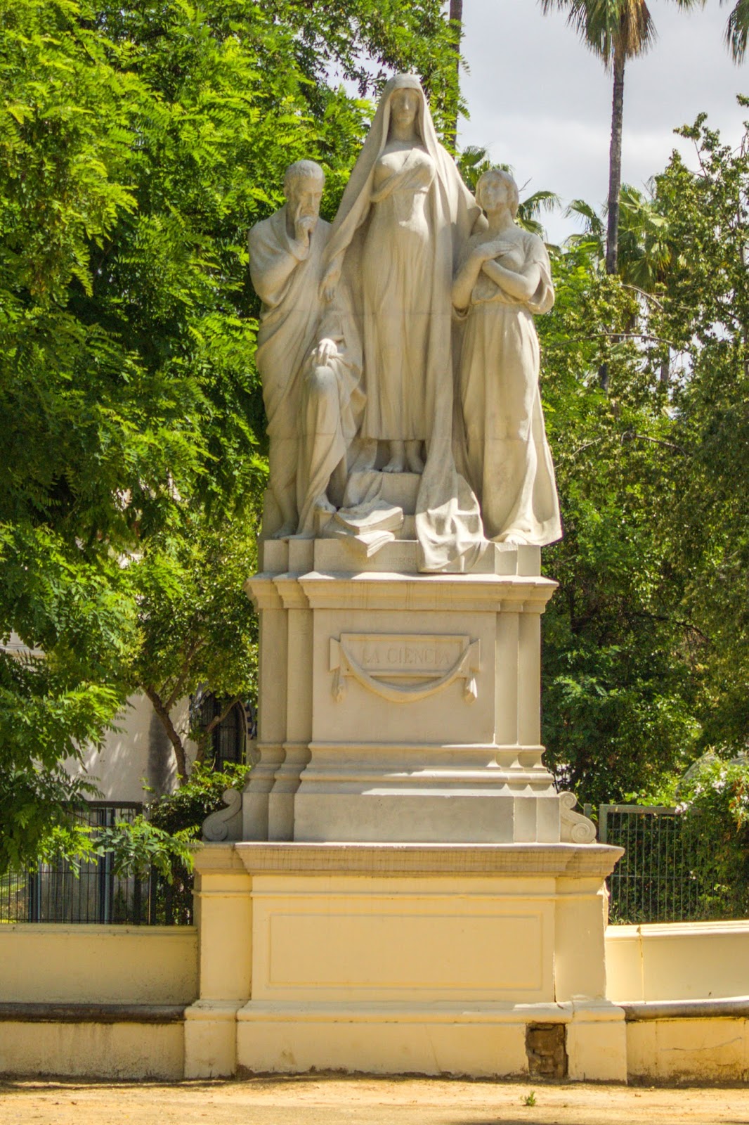 SEVILLA, VIDA Y LEYENDA LA GLORIETA DE COVADONGA