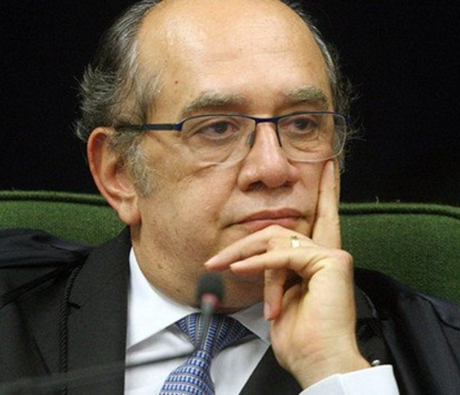 MEMBRO DE COMITIVA, GILMAR MENDES NÃO É VISTO EM FUNERAL DE EX-PRESIDENTE