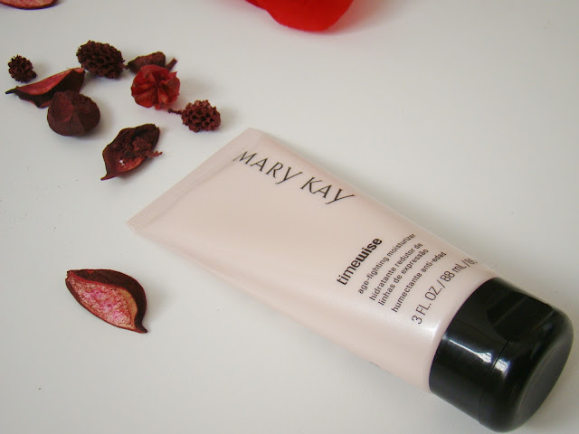 Hidratante redutor de linhas de expressão TimeWise MaryKay