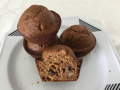 honey cake muffins