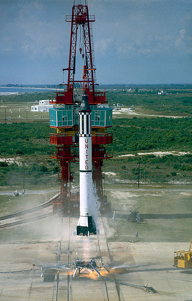 Mercury Flight History : History and development of the Mercury ...