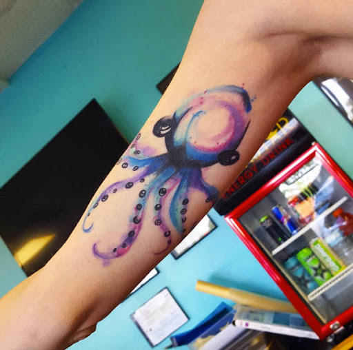 Esta linda polvo tatuagem