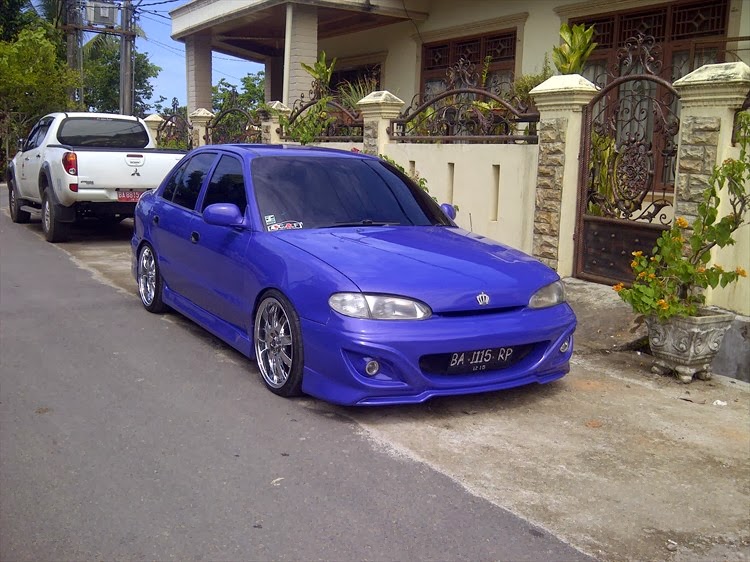 Modifikasi Hyundai Accent Sport Body KIt - Mobil 