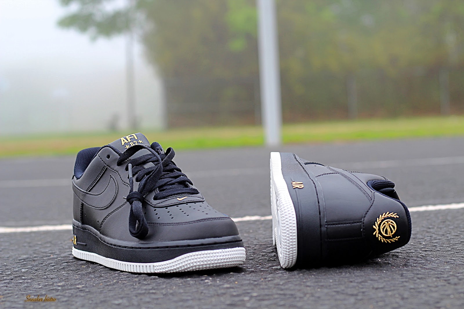 nike air force 1 low crest logo