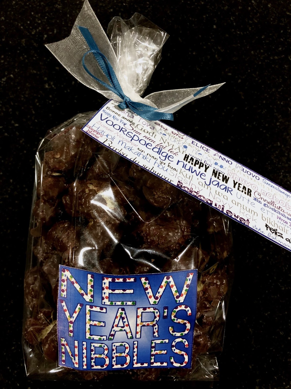 HollysHome Family Life Puffcorn White Chocolate OR Puffcorn Chocolate