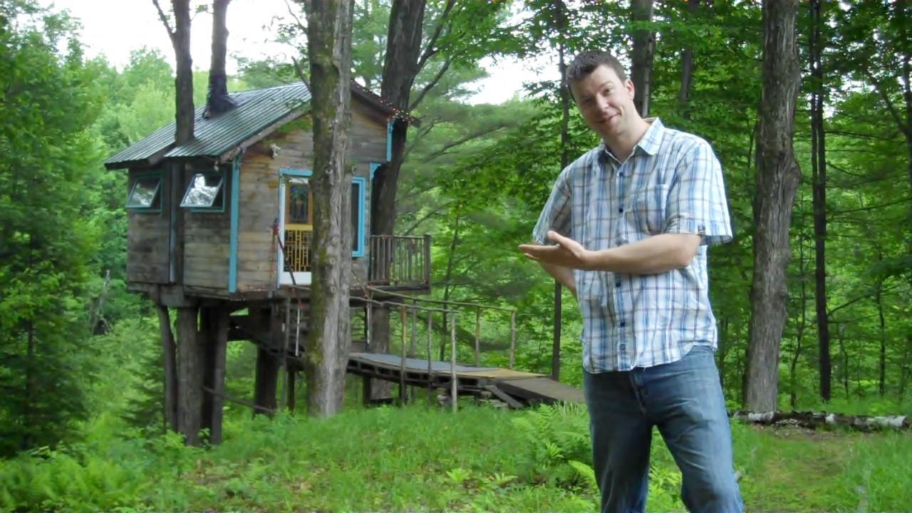 A few treehouse photos from my stay aloft in Vermont