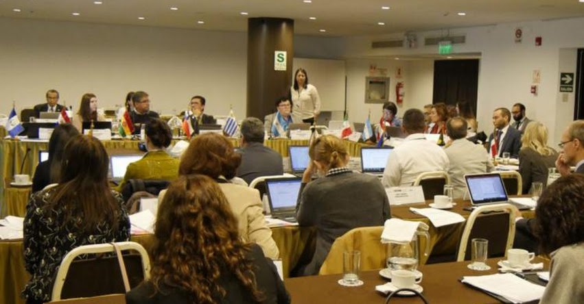 En Argentina la UNESCO fomenta el uso de evaluaciones de calidad educativa y capacita para elaborar reportes de alto estándar En Argentina la UNESCO fomenta el uso de evaluaciones de calidad educativa y capacita para elaborar reportes de alto estándar