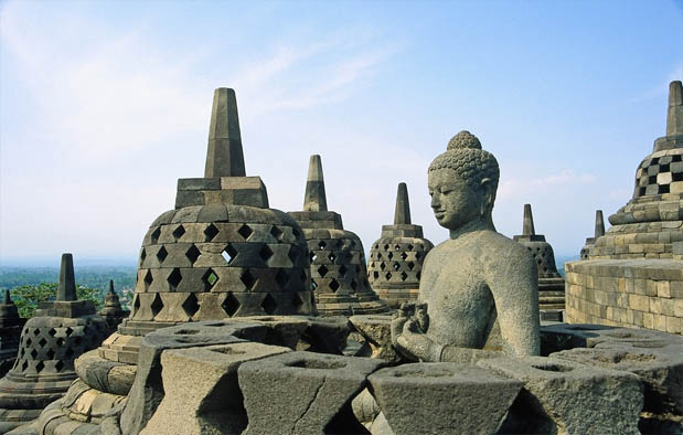 7 Candi Peninggalan Agama Budha, Keterangan, dan Gambarnya 