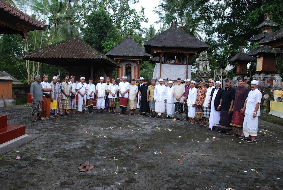 MENELUSURI KAWITAN MAHA GOTRA TIRTA HARUM