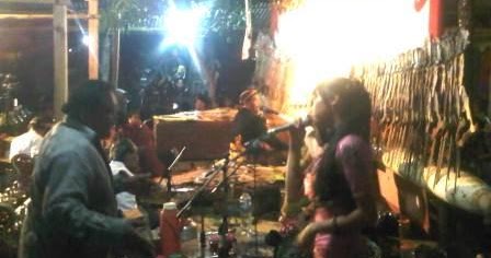 Berikut ini yang merupakan fungsi dari alat musik daerah bagi masyarakat indonesia adalah