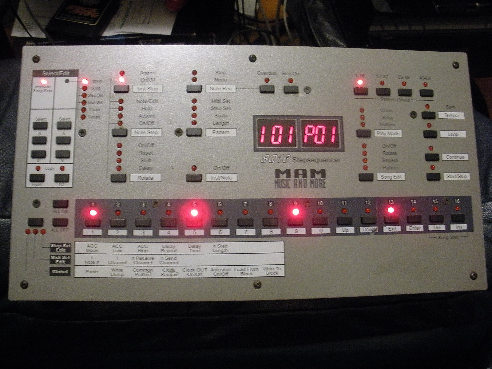 MATRIXSYNTH MAM SQ16 MIDI Step Sequencer SN S162701001