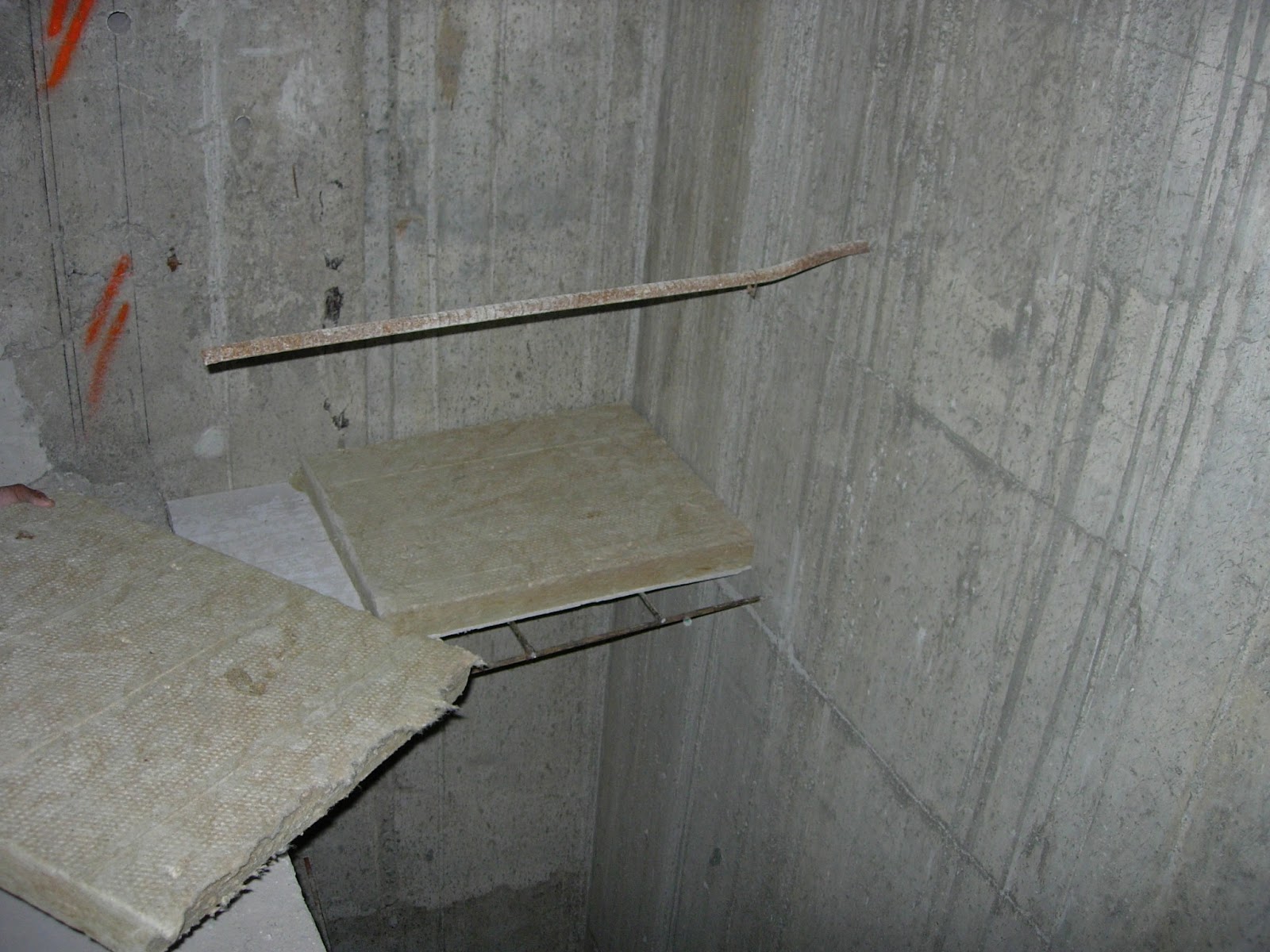 FIRESTOP MATERIAL untuk shaft dan lubang kabel