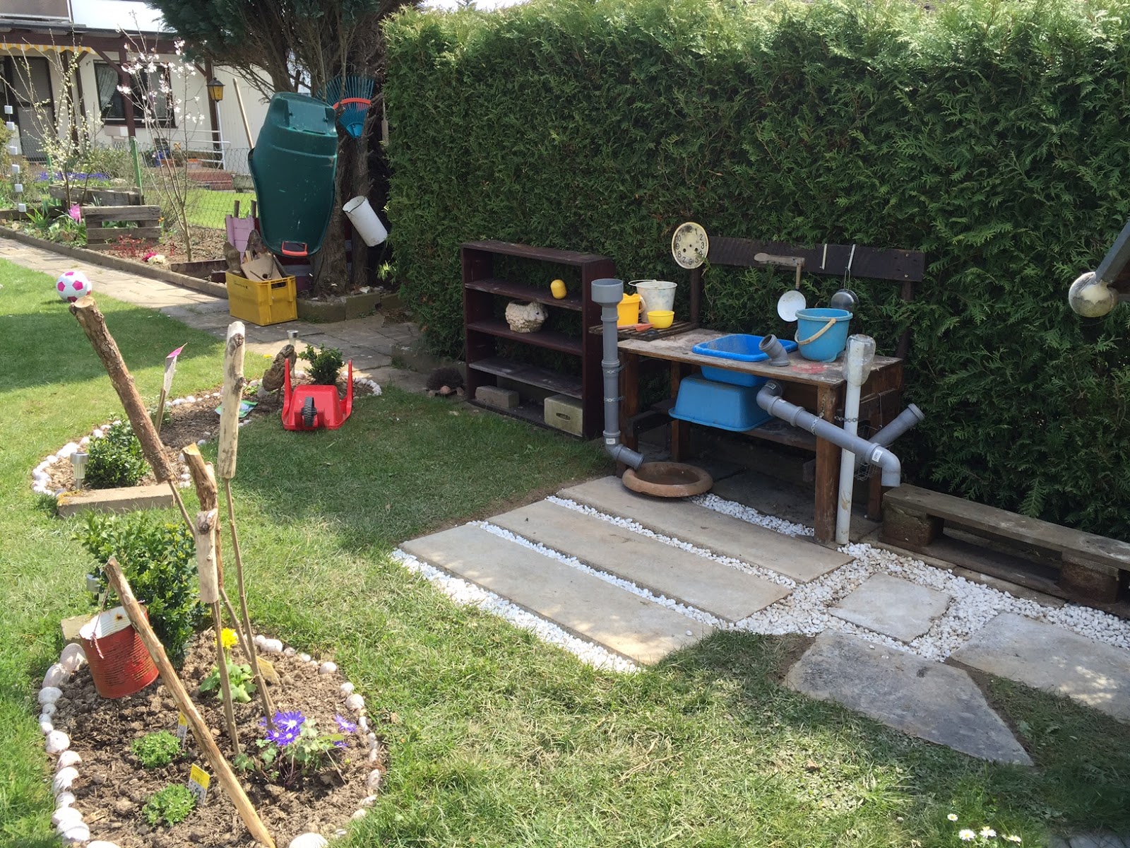 Einfach mit Liebe gemacht ♥ Matschküche für die Kinder