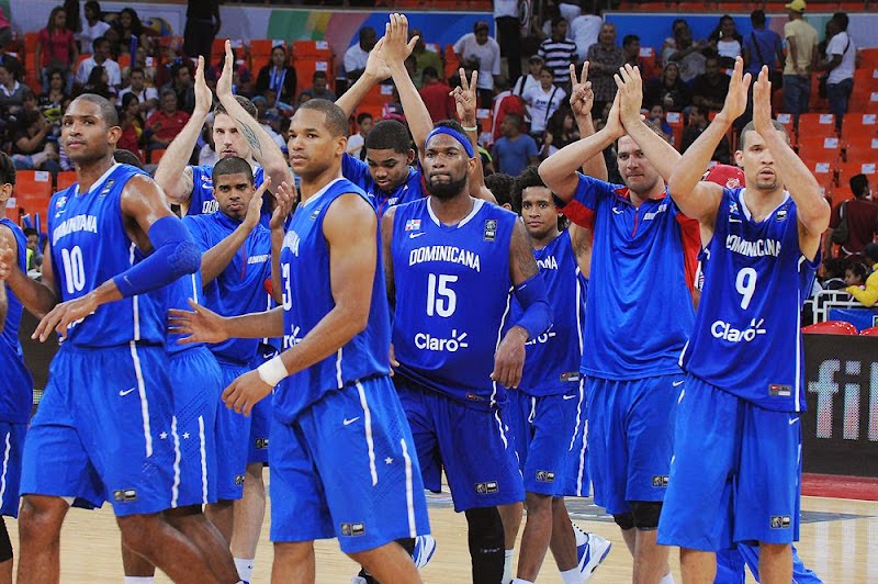Selección Dominicana de Baskett luce con exceso de estatura. 