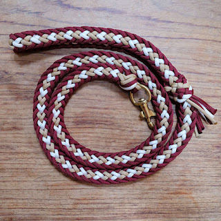 Paracord Lovers パラコードラヴァース 1 095 ハート編み Love Love編みのリード を組紐で編んでみた パラコードリードの編み方