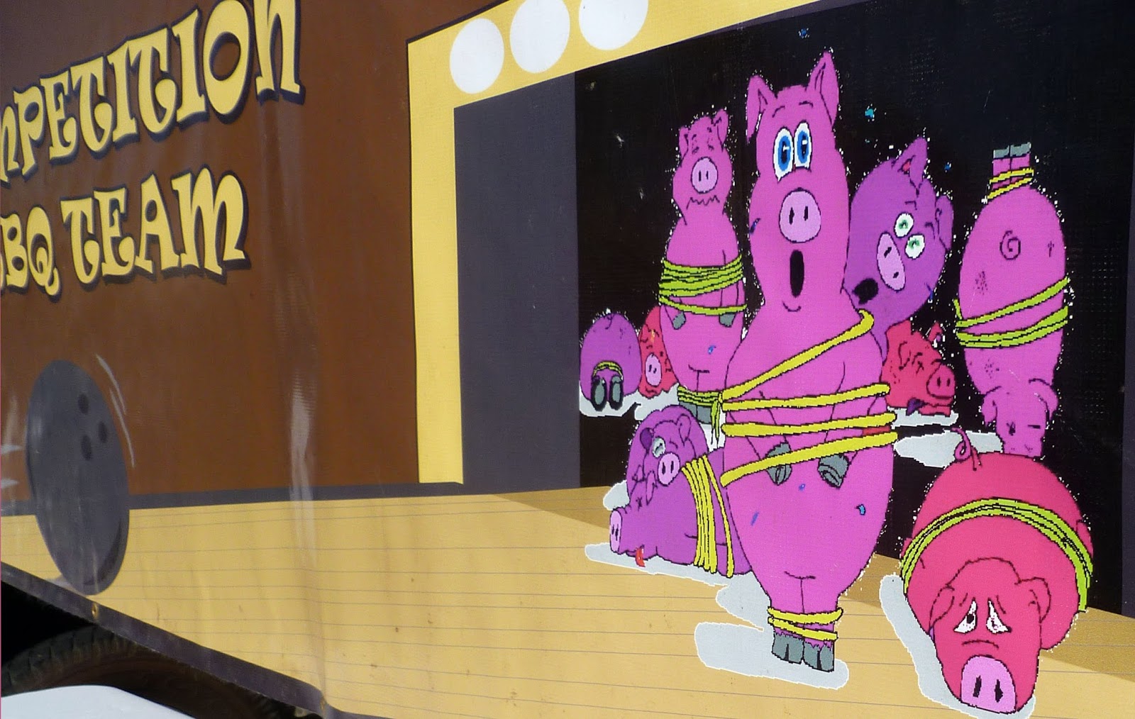 MAD MEAT GENIUS PIGS