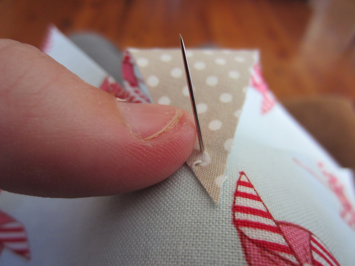Plaid: Tutorial - Fabric Pinwheels