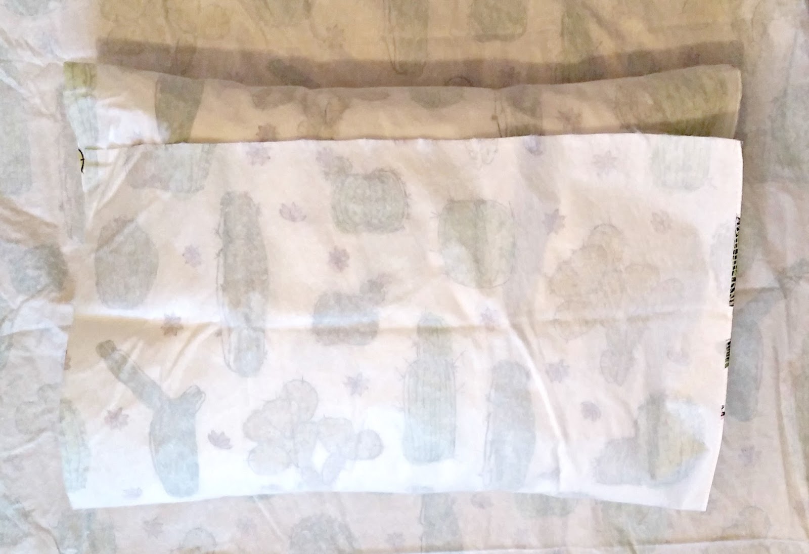 Repurposed Vinyl Tablecloth Pillows Little Vintage Cottage