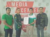 DPD KNPI HSU Terima SK Kepengurusan dari DPD KNPI Kalsel DPD KNPI HSU Terima SK Kepengurusan dari DPD KNPI Kalsel