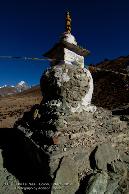 Stupa below Nagartsang Peak