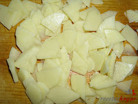 Huevos Rotos con Chorizo-papas cortadas finas